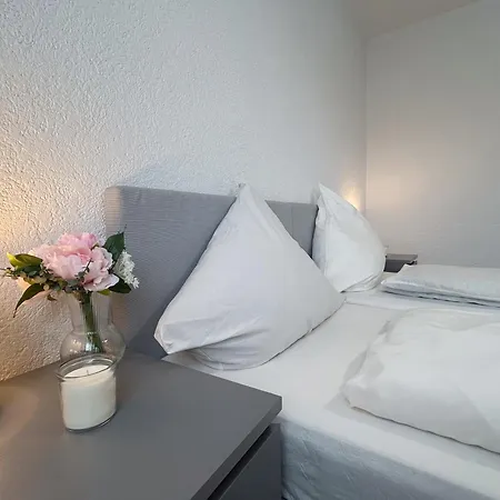 Xantener Strasse Nd *