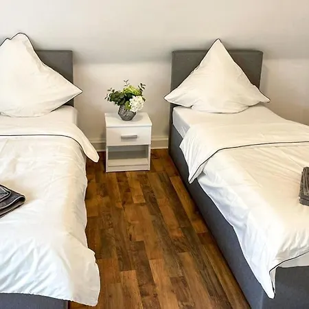 Apartment Xantener Strasse Nd